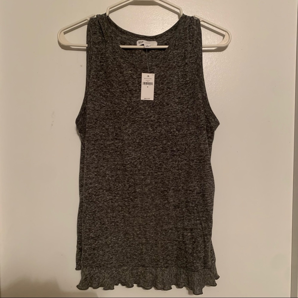 Gap top - open back, size Medium